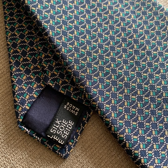 Bally (OS) - Picture 3 of 9